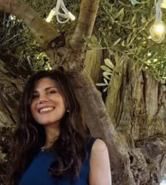 Profile picture for user Paola D'Elia